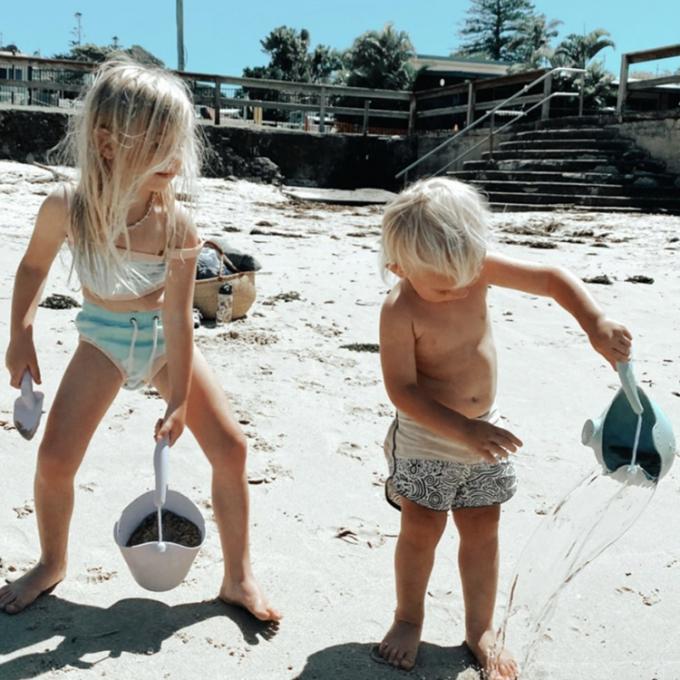 新しい折るシリコーン浜のおもちゃのバケツの環境に優しく柔らかい子供のケイ素浜のバケツ